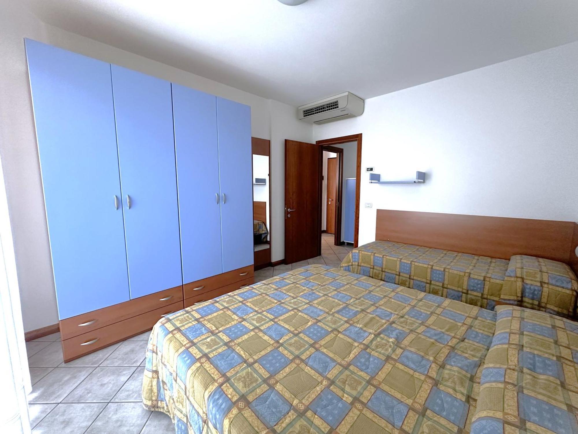 Residence Eurostar Бибионе Екстериор снимка